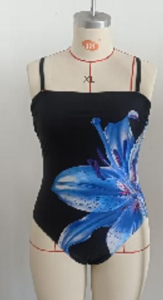 2025 Tallas Grandes Nuevo Traje de baño con estampado de flores de estilo europeo y americano XL-3XL